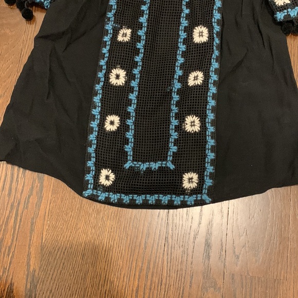 Ladies Ramy Brook off the shoulder top - Picture 3 of 7